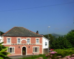 Гостиница Abergavenny Hotel  Абергавеннай